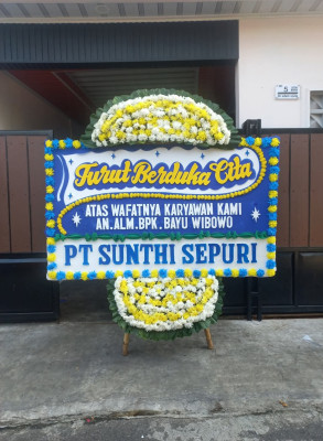 Papan Bunga Duka di Puhun Pintu Kabun