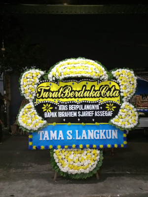 Papan Bunga Duka di Puhun Pintu Kabun